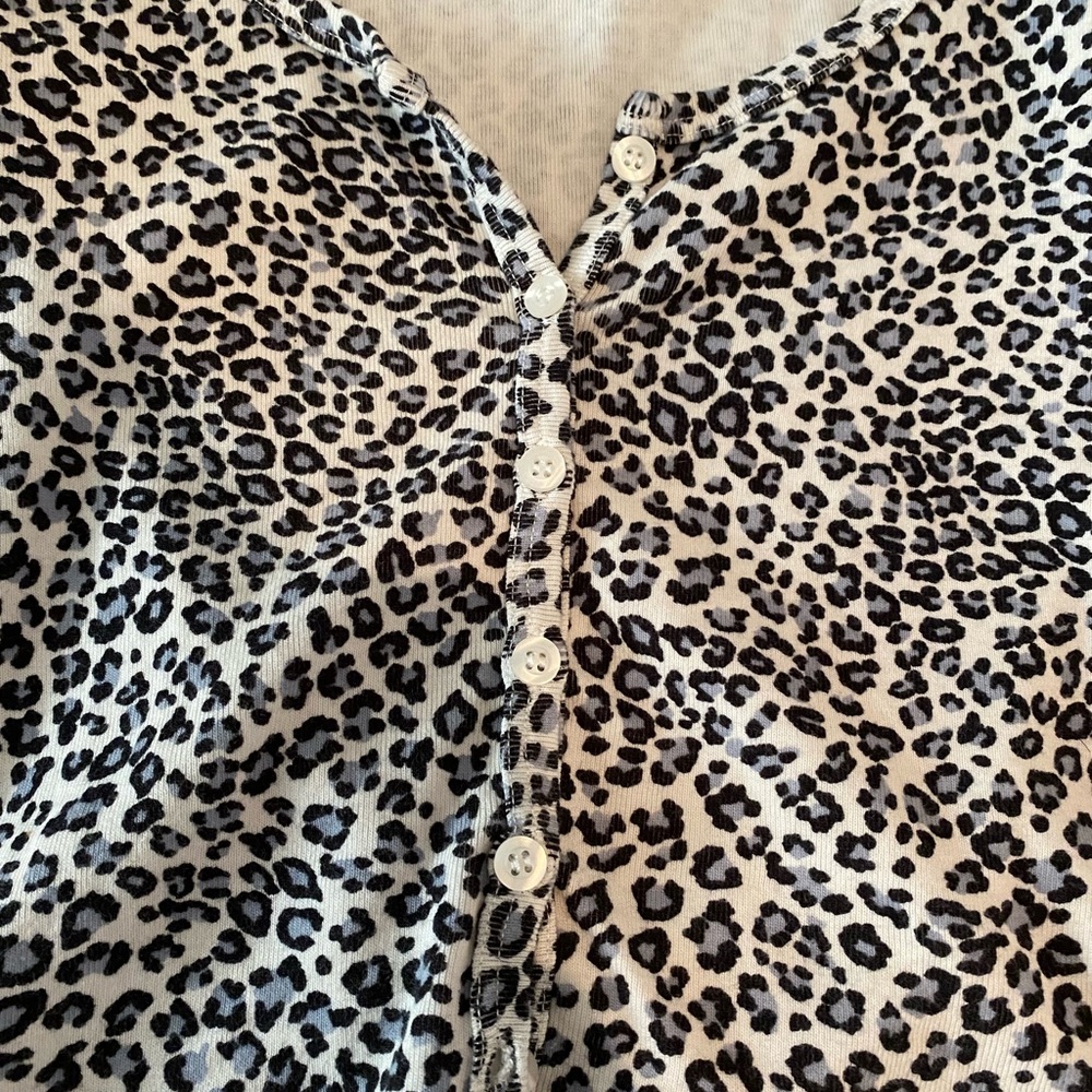 brandy Melville button up shirt - Picture 3 of 3
